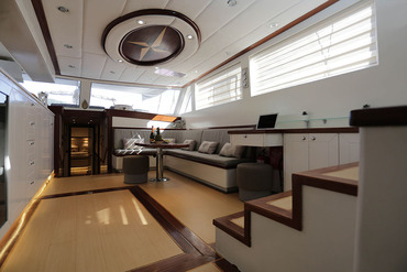 Grand Sailor Photo 13